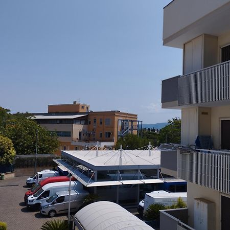 Bed and Breakfast Da Luigi Locazioni Brevi Turistiche Monopoli Habitación foto